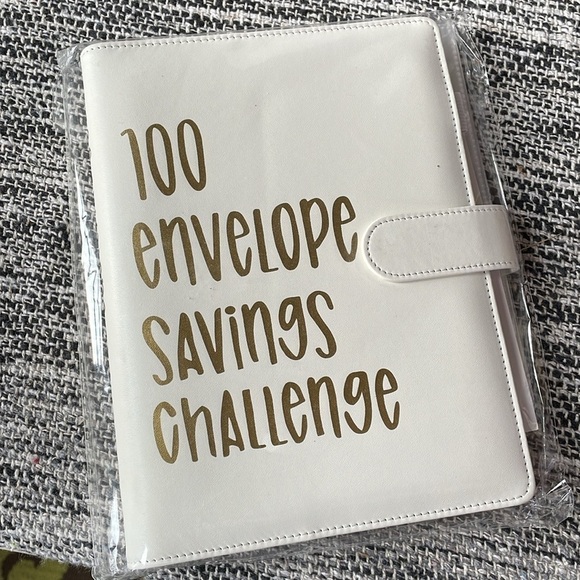 100 envelope saving challenge notebook new in package - Picture 1 of 3